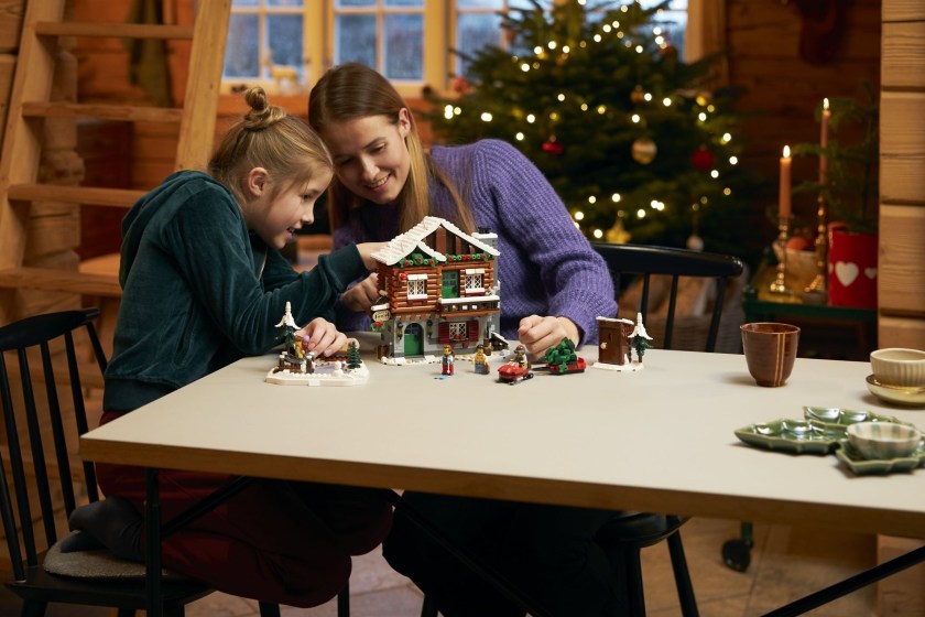 lego icons 10325 winter village