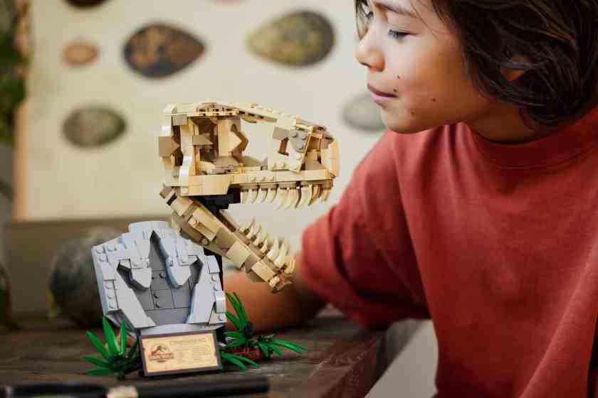 lego jurassic world 2024