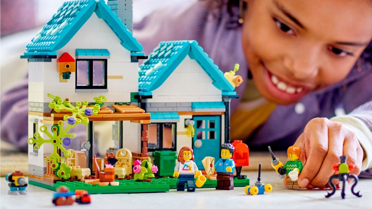 LEGO Creator 3-in-1 March 2023 Sets Now Up at LEGO.com