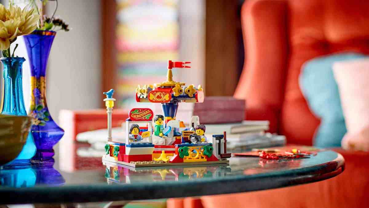 Experience the Thrill of the LEGO Carousel Ride (40714) Set – Slated to be Released in March!