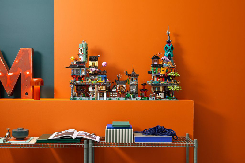 Here’s A Better Look at the New LEGO Ninjago City Gardens (71741)