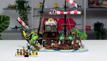 LEGO Ideas Pirates of Barracuda Bay