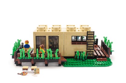 Eight Studs