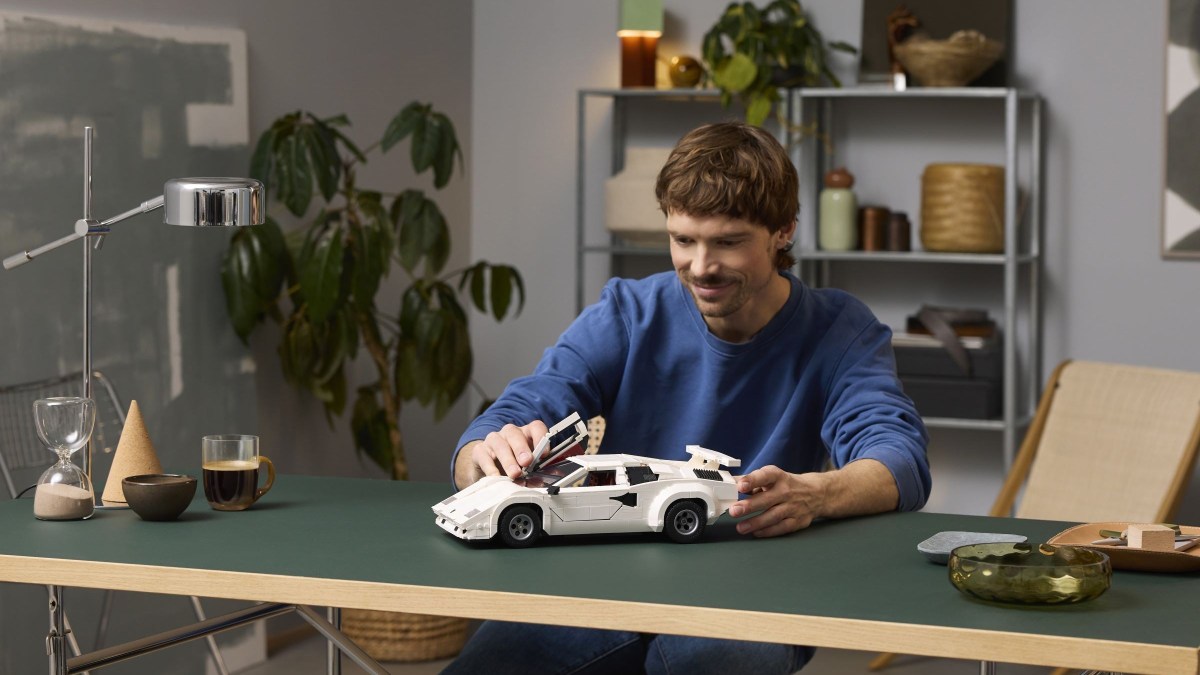 LEGO Icons Lamborghini Countach 5000 Quattrovalvole (10337) Coming Soon in July!