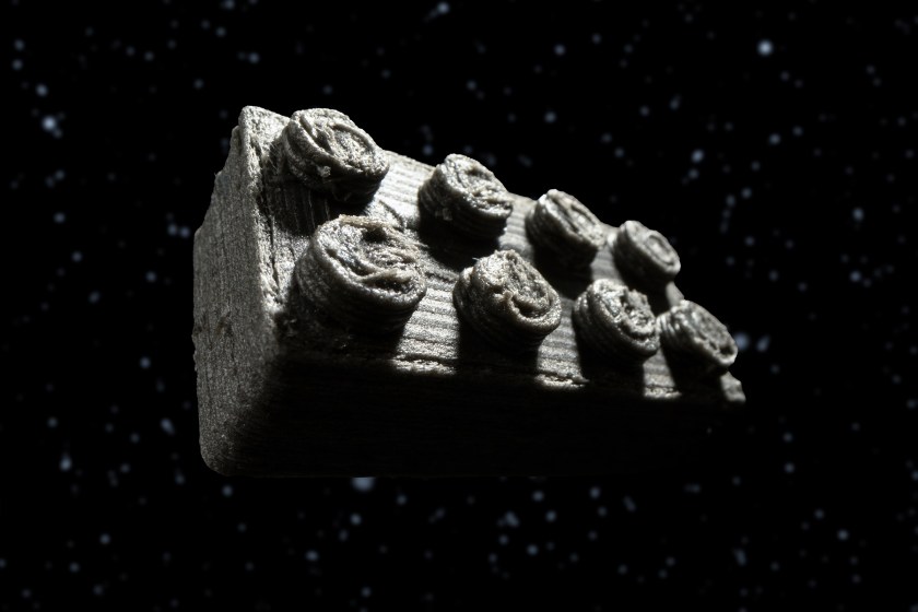 LEGO SpaceBrick Packshot 4 stars
