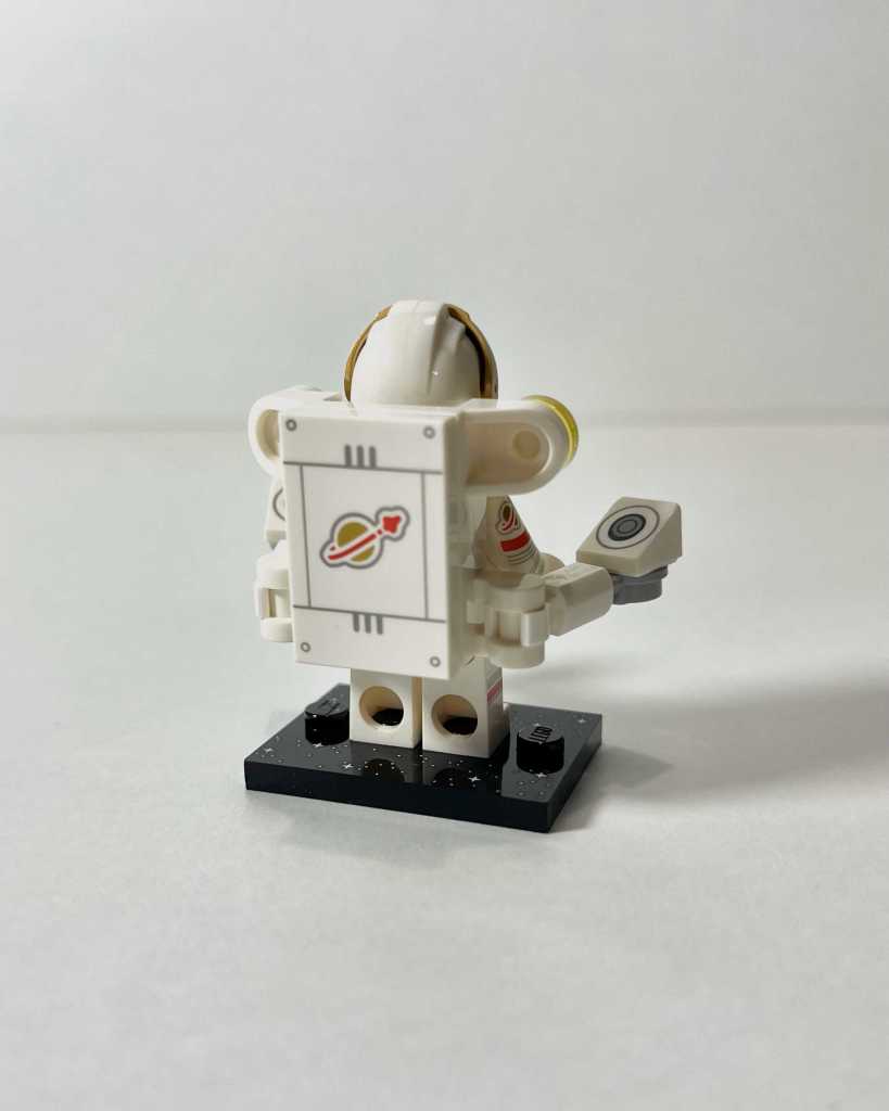 modern astronaut 2