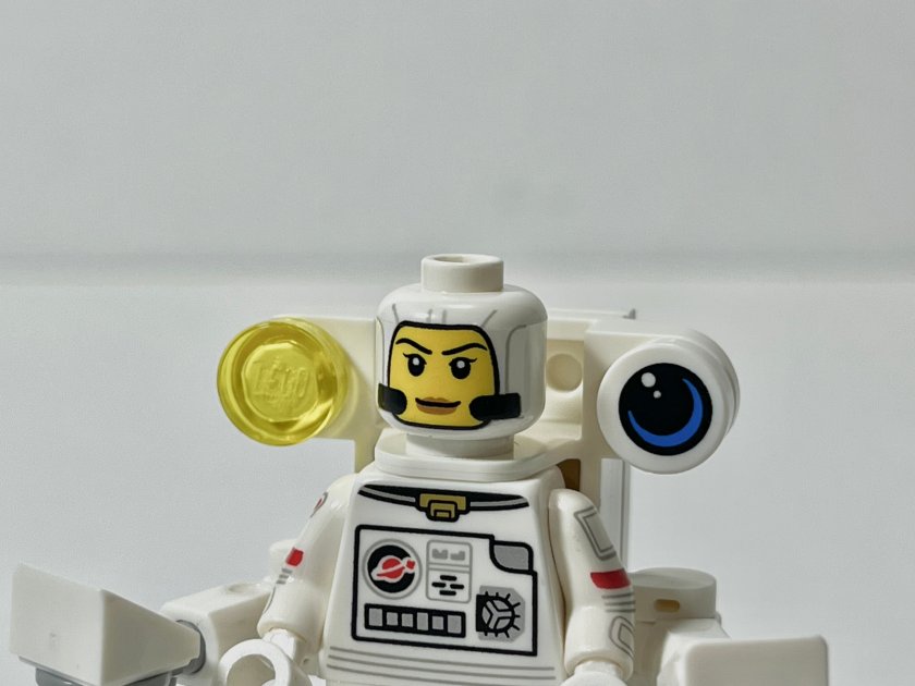 modern astronaut 3