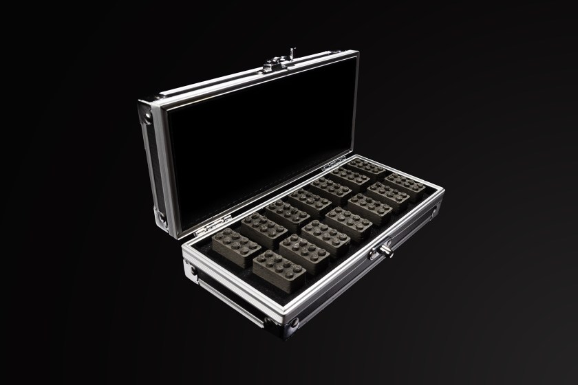 Space Brick BOX 079 black