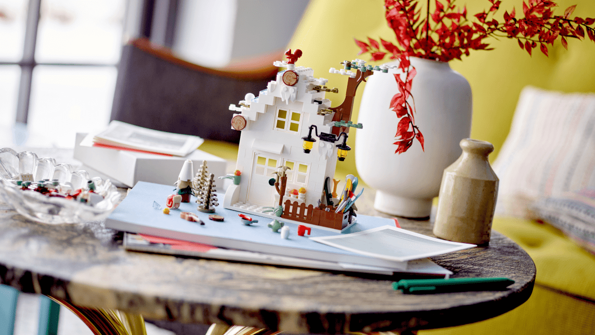 Unveiling the LEGO Winter Fun VIP Add-on Pack 40610: A Sneak Peek at Our Next GWP Set